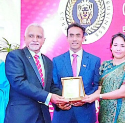 Ranyan Industries bags the Best Hotel Services Provider award at the LB Awards 2023